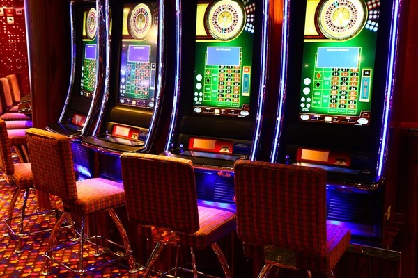 kuda hoki Togel Market interface showing draw times, number selection, and results history